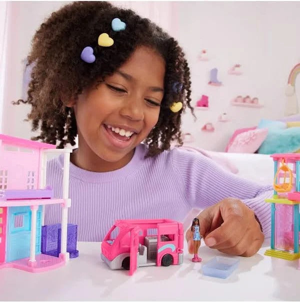 Boneca Barbie Mini Barbieland Veículo p/ Boneca Surpresa MATTEL