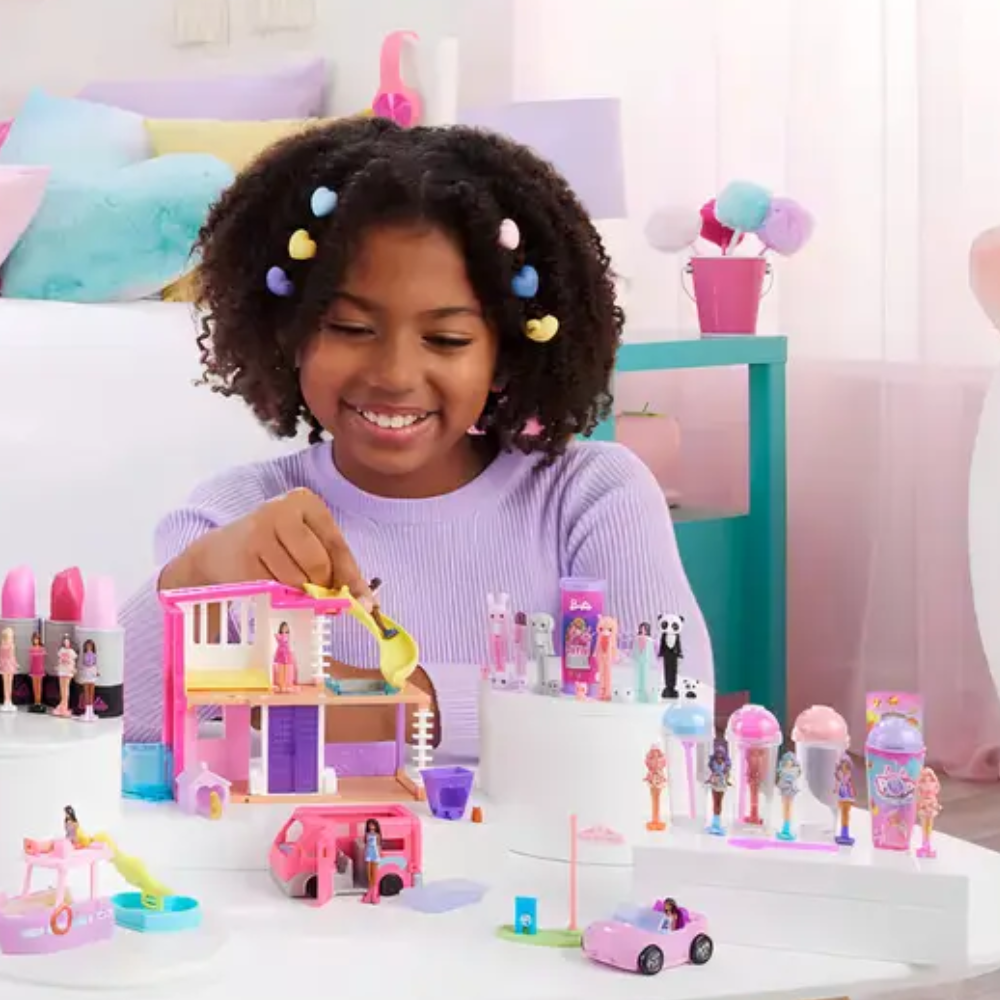 Boneca Barbie Mini Barbieland Veículo p/ Boneca Surpresa MATTEL